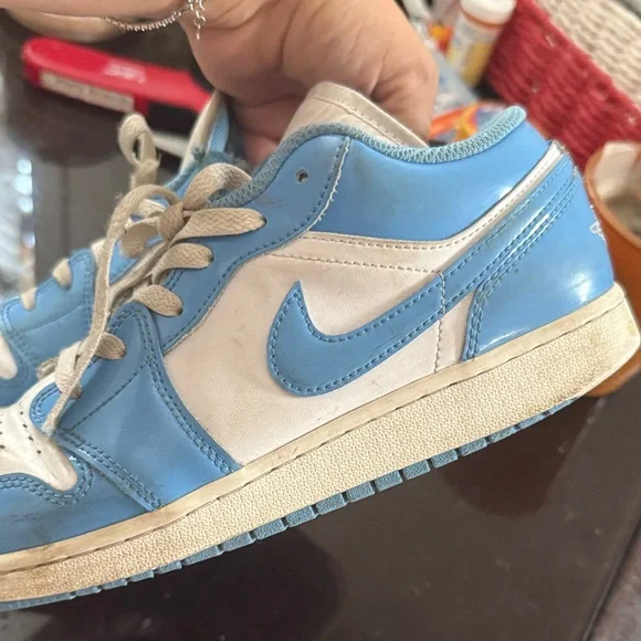 Jordan Kids Sneakers in Blue and White - Picture 6 of 7